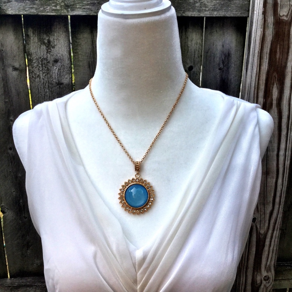 ✝️ Made in Germany | “Light of the World” Pendant & Earrings • NIB - Picture 4 of 5